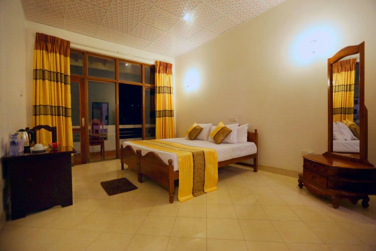 Hotel Mahaweli Spring Sirimalwatta Экстерьер фото